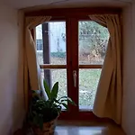 Historische Im Herzen Der Regensburger Altstadt Apartment *