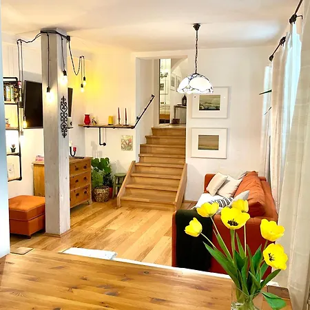 Historische Im Herzen Der Regensburger Altstadt * レーゲンスブルク