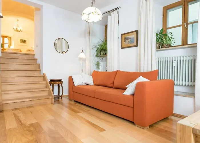 Historische Im Herzen Der Regensburger Altstadt Regensburg