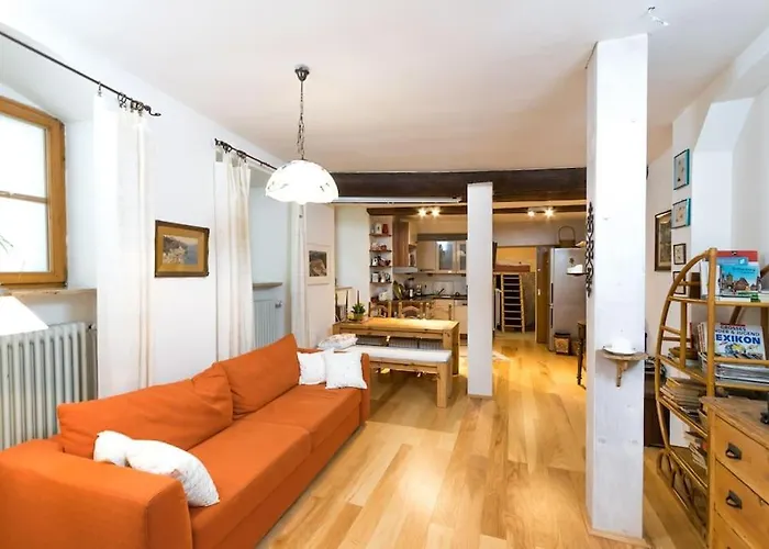 Historische Im Herzen Der Regensburger Altstadt Regensburg